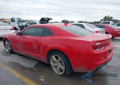 2013 Chevrolet Camaro 1Ss z USA, uszkodzony, nr VIN 2G1FJ1EJXD9181711